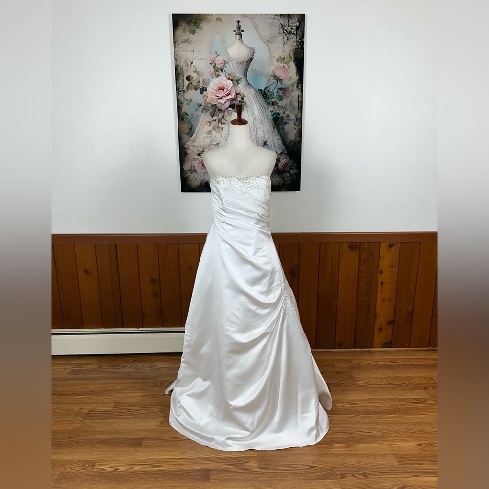 Pretty Vintage 90s Maggie Sottero Couture Corset Wedding Gown! - Picture 2 of 7
